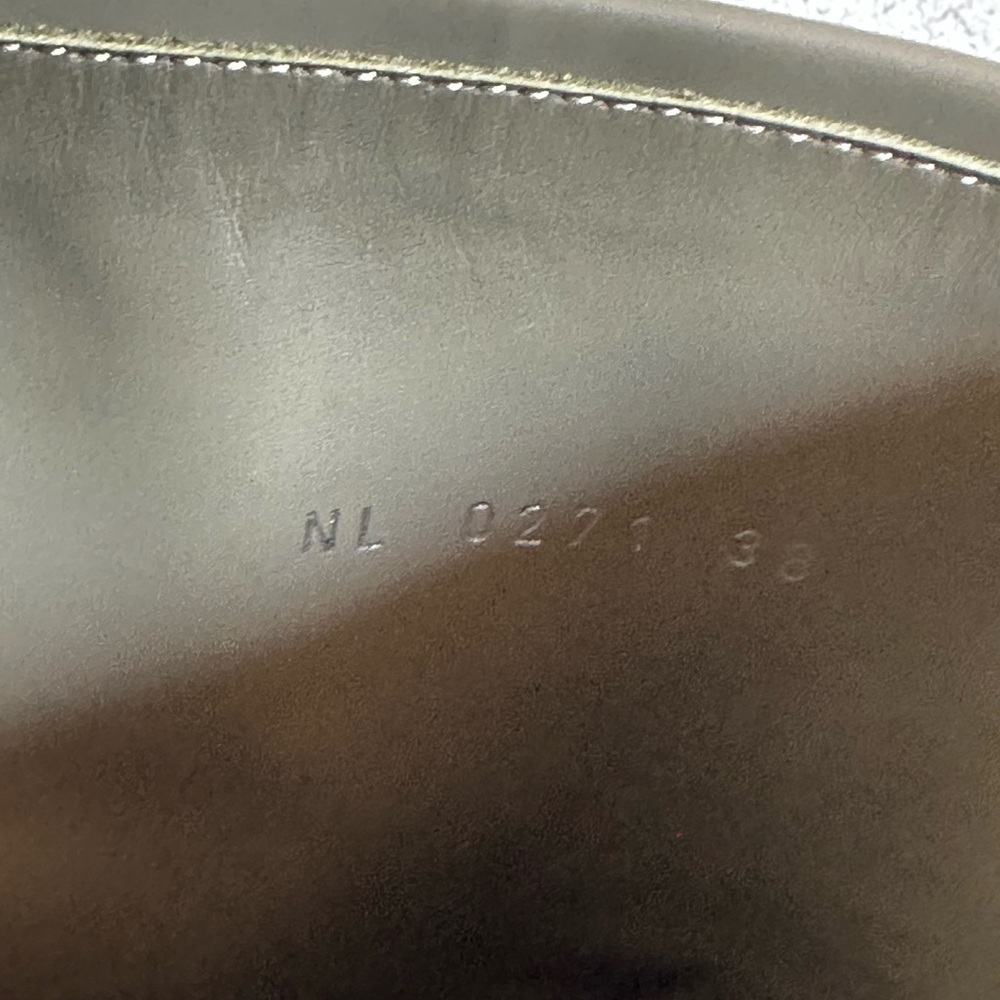 Louis Vuitton Rubber Calfskin Territory Flat Half Boots - Picture 10 of 10